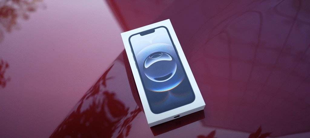 iPhone 16e
