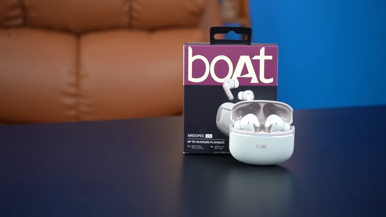 boAt Airdopes 219 urban scroll