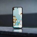Google Pixel 9a urban scroll