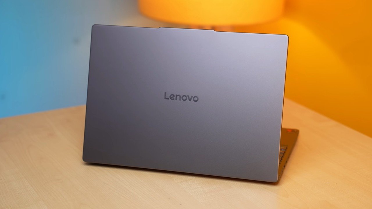 Lenovo IdeaPad Slim 3 urban scroll