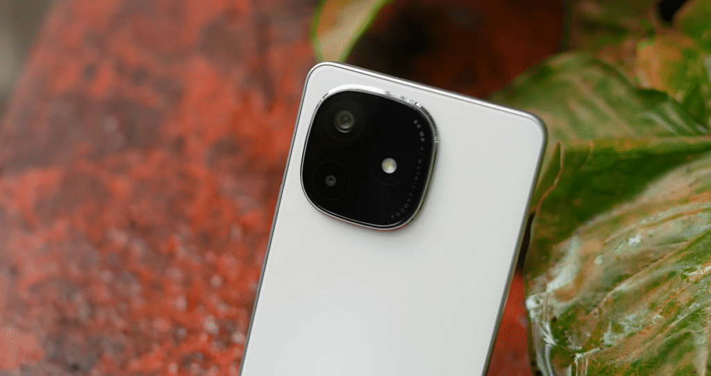 Lava Play Ultra 5G 