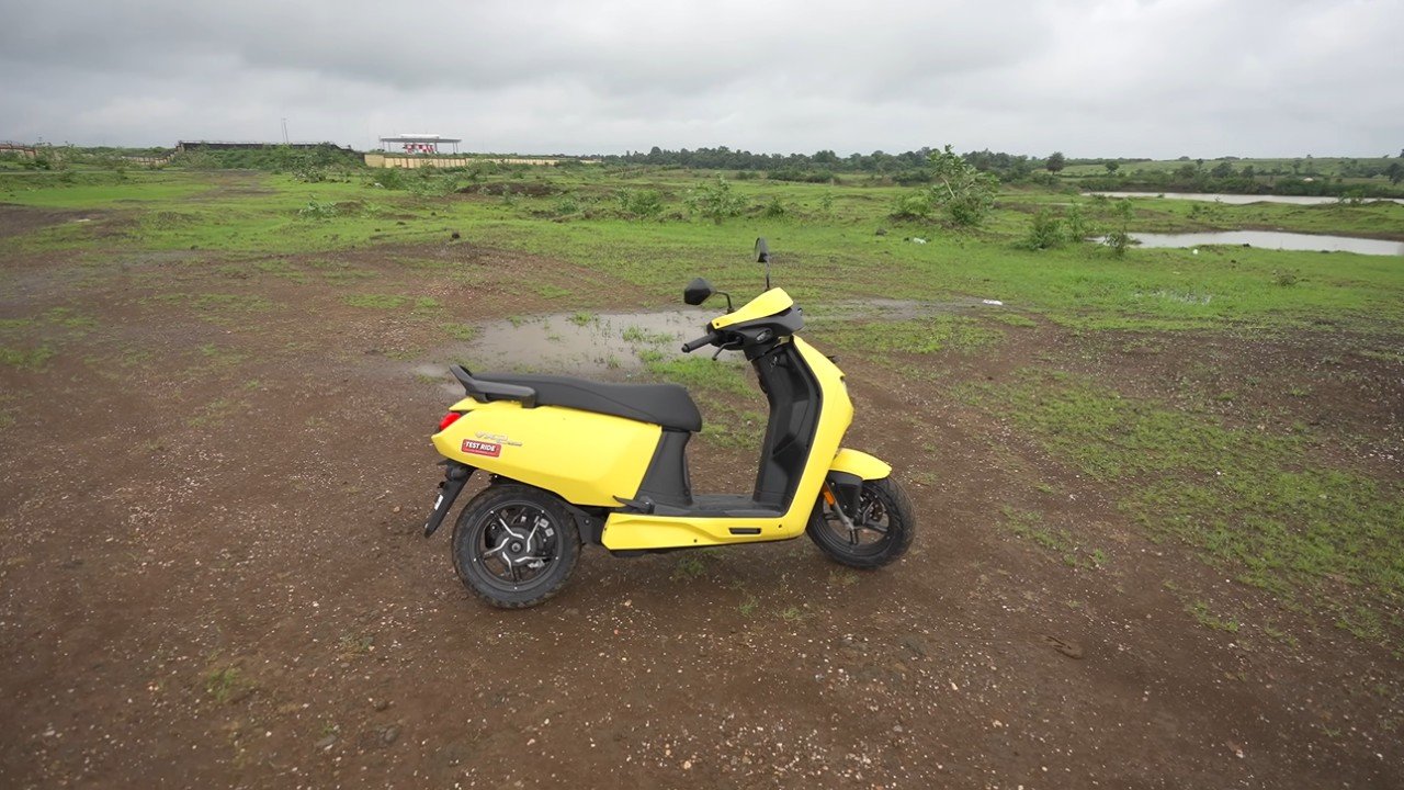 Hero Vida VX2 Plus urban scroll