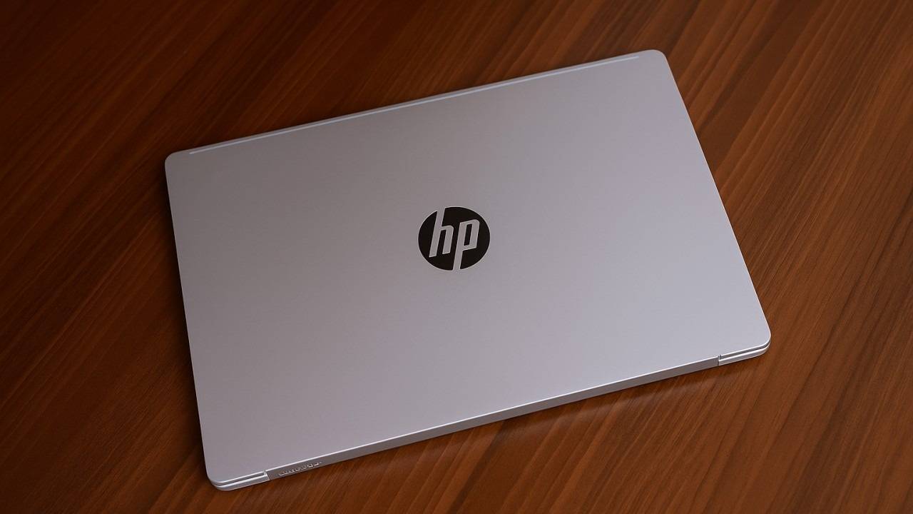 HP OmniBook 5 urban scroll