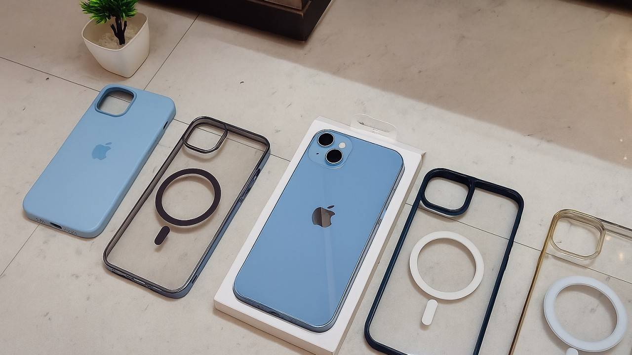 iPhone 14 Plus cases